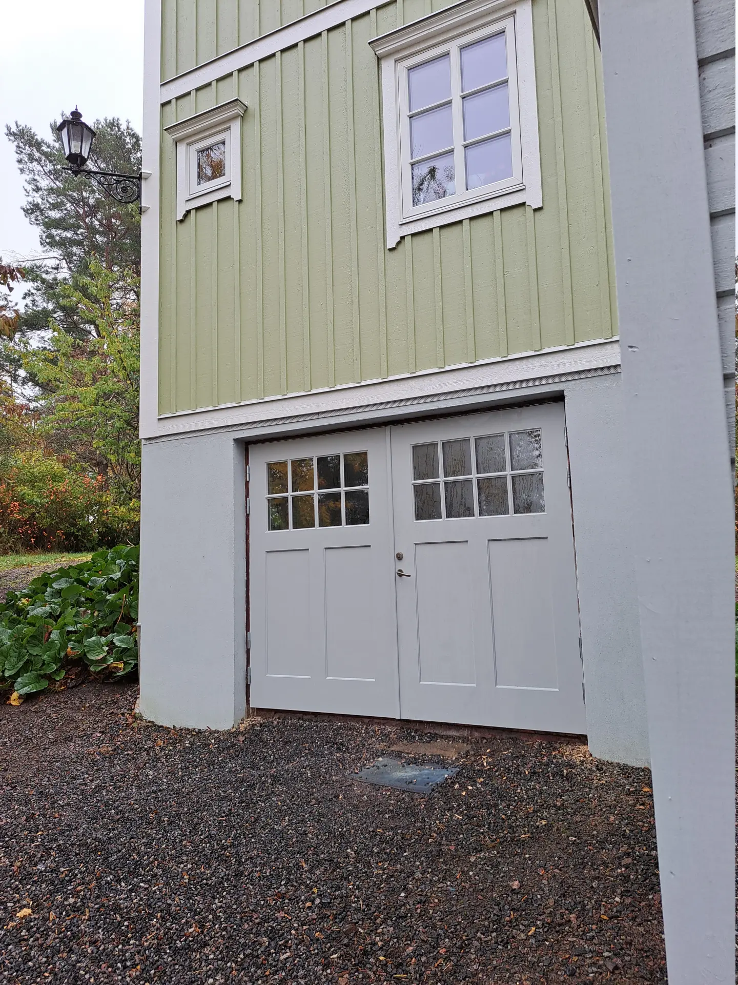 Klassiskt vitt fönster